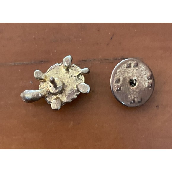 Lapel Pin - Turtle - Picture 5 of 5